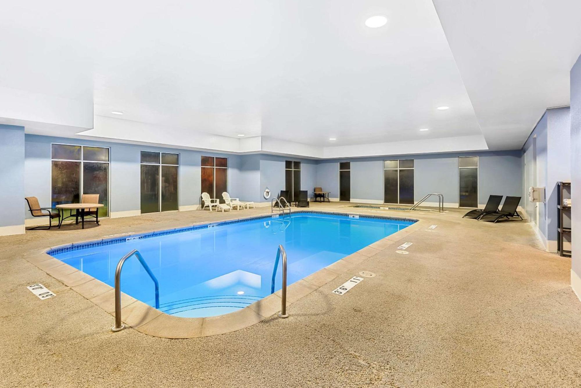 Quality Inn Fort Dodge Extérieur photo
